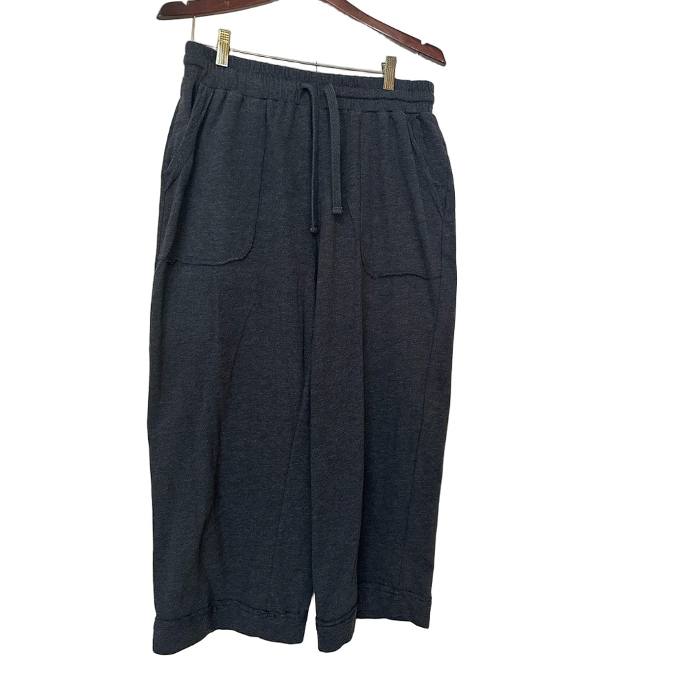 Wonderly Charcoal Drawstring Stretch Crop Pants
